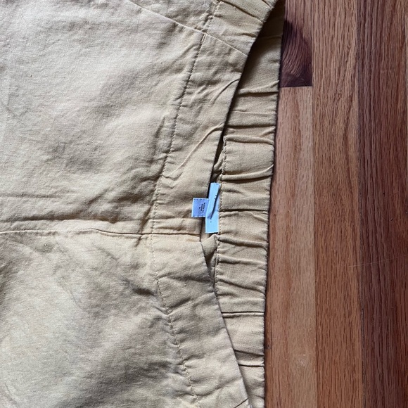 J. Jill Cropped 100% Linen Pants in Gold - Picture 4 of 8